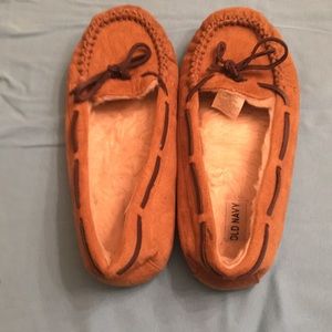 Old Navy moccasins with fur lining